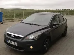Gri Utilizat 2009 Ford Focus Ghia Hatchback | 2.500 EUR (Preț OK)