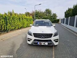 Culoarealb Utilizat 2012 Mercedes ML350 SUV | 14.800 EUR
