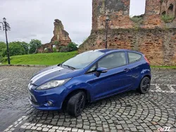 Utilizat 2010 Ford Fiesta Hatchback | 2.700 EUR (Preț bun)