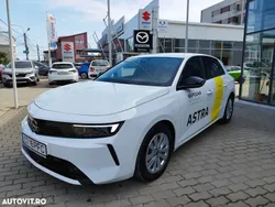 Alb Nouă 2024 Opel Astra Business Edition Hatchback | 21.900 EUR