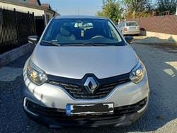 Gri Utilizat 2018 Renault Captur SUV | 53.500 EUR