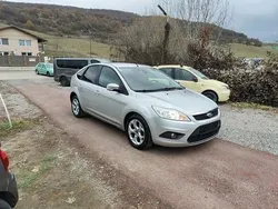 Gri Utilizat 2010 Ford Focus Trend Berlinǎ | 2.900 EUR (Preț OK)