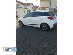 Alb Utilizat 2019 Hyundai i20 Hatchback | 10.900 EUR (Preț OK)