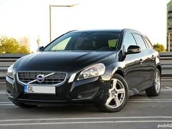 Negru Utilizat 2013 Volvo V60 Break | 4.950 EUR