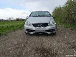 Utilizat 2011 Mercedes A160 Berlinǎ | 2.200 EUR (Preț bun)