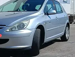 Gri Utilizat 2005 Peugeot 307 Hatchback | 8.500 EUR