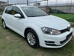 Alb Utilizat 2013 VW Golf VII Hatchback | 8.100 EUR (Puțin scump)