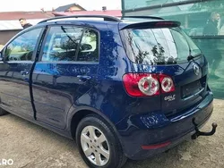 Culoarealbastru Utilizat 2009 VW Golf Plus Cross Comfortline Monovolum | 4.000 EUR