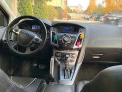 Rosu Utilizat 2012 Ford Focus Break | 5.500 EUR (Puțin scump)