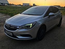 Gri Utilizat 2017 Opel Astra Enjoy Hatchback | 8.300 EUR (Preț OK)