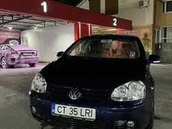 Utilizat 2006 VW Golf V Hatchback | 2.600 EUR