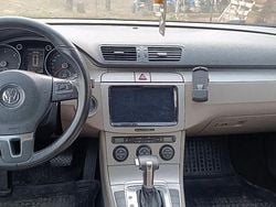 Culoaremaro Utilizat 2010 VW Passat Sportline Break | 4.000 EUR (Preț bun)