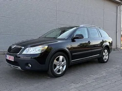 Culoarenegru Utilizat 2009 Skoda Octavia Break | 5.500 EUR (Puțin scump)