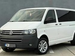 Alb Utilizat 2014 VW Caravelle Monovolum | 13.900 EUR (Super Preț)