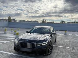 Culoarenegru Utilizat 2019 BMW 730 Comfort Edition Berlinǎ | 45.900 EUR