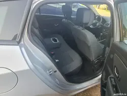Argintiu Utilizat 2011 Renault Mégane GrandTour Break | 2.900 EUR (Preț bun)