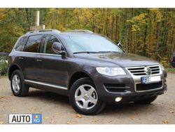 Gri Utilizat 2008 VW Touareg SUV | 8.750 EUR