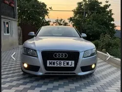 Gri Utilizat 2009 Audi A5 Coupe | 3.500 EUR