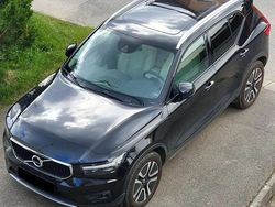 Culoarenegru Utilizat 2019 Volvo XC40 SUV | 25.990 EUR (Scump)