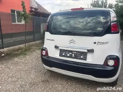 Utilizat 2011 Citroën C3 Picasso Monovolum | 2.199 EUR