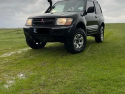 Negru Utilizat 2002 Mitsubishi Pajero Top SUV | 5.500 EUR