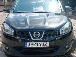 Negru Utilizat 2012 Nissan Qashqai SUV | 7.000 EUR (Preț OK)