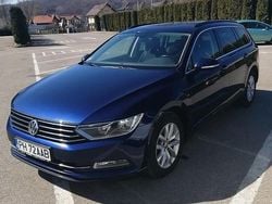 Culoarealbastru Utilizat 2018 VW Passat Highline Break | 8.500 EUR (Super Preț)