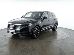 Negru metalic perleffect Utilizat 2021 VW Touareg Elegance SUV | 50.900 EUR (Preț OK)