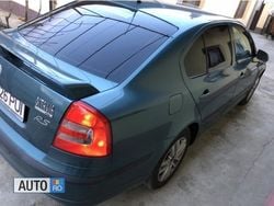 Utilizat 2005 Skoda Octavia Berlinǎ | 5.200 EUR