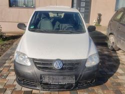 Alb Utilizat 2010 VW Fox Hatchback | 2.400 EUR