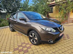 Culoaremaro Utilizat 2014 Nissan Qashqai N-Connecta SUV | 9.950 EUR (Preț OK)