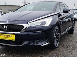 Culoarealbastru Utilizat 2017 Citroën DS5 Business Class Hatchback | 10.999 EUR (Puțin scump)