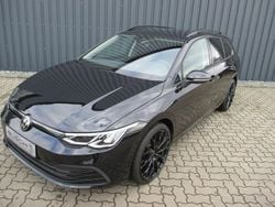 Utilizat 2021 VW Golf VIII Break | 24.071 EUR (Scump)