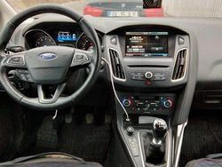 Utilizat 2015 Ford Focus Berlinǎ | 6.500 EUR (Preț OK)
