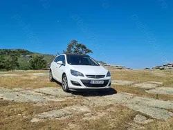 Alb Utilizat 2015 Opel Astra Break | 6.100 EUR (Preț OK)