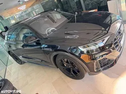 Culoarenegru Utilizat 2019 Audi Q8 S-Line SUV | 51.999 EUR (Scump)