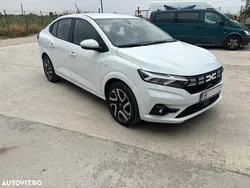 Alb Utilizat 2023 Dacia Logan Expression Berlinǎ | 9.999 EUR (Preț bun)