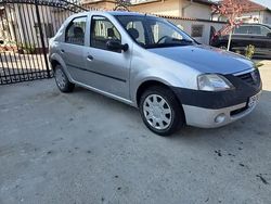 Argintiu Utilizat 2007 Dacia Logan Berlinǎ | 1.300 EUR (Super Preț)