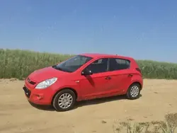 Rosu Utilizat 2010 Hyundai i20 Hatchback | 2.200 EUR