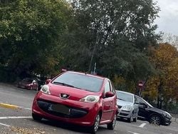 Rosu Utilizat 2006 Peugeot 107 Hatchback | 2.500 EUR