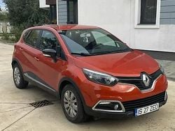 Portocaliu Utilizat 2017 Renault Captur Zen SUV | 8.950 EUR (Preț bun)