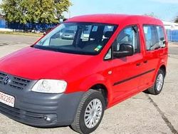 Rosu Utilizat 2010 VW Caddy Life Monovolum | 4.400 EUR (Preț OK)