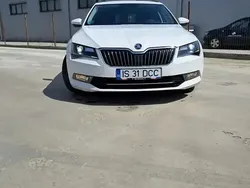 Alb Utilizat 2017 Skoda Superb Berlinǎ | 9.500 EUR (Super Preț)
