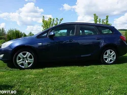Albastru Utilizat 2011 Opel Astra Innovation Break | 3.990 EUR (Preț OK)