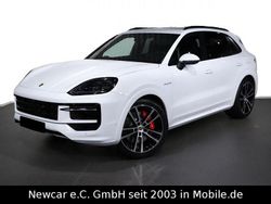 Utilizat 2025 Porsche Cayenne S E-Hybrid SUV | 140.986 EUR