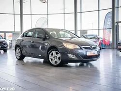 Gri Utilizat 2011 Opel Astra Hatchback | 4.150 EUR (Preț OK)