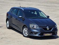 Culoaregri Utilizat 2019 Renault Mégane GrandTour Intens Break | 9.438 EUR (Preț bun)