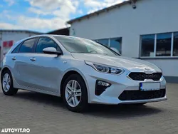 Argint Utilizat 2018 Kia Ceed Hatchback | 13.008 EUR (Scump)
