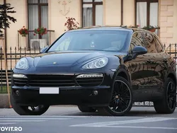 Culoarenegru Utilizat 2011 Porsche Cayenne SUV | 17.500 EUR