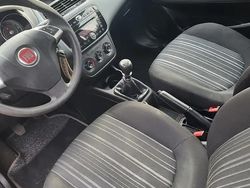 Utilizat 2011 Fiat Punto Hatchback | 2.450 EUR